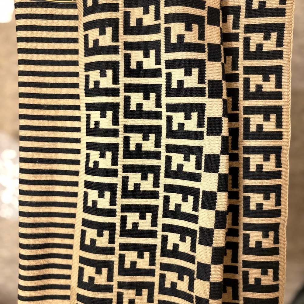 Fendi Beige & Black Striped Monogram Knit Scarf - Picture 3 of 9